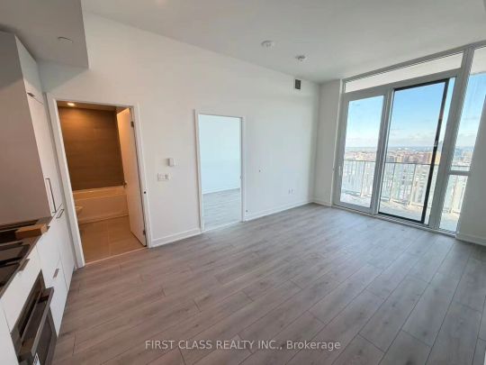 1 Fairview Road E #1613 - Photo 1