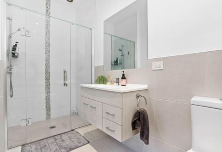 76 Hobsonville Point Road, Hobsonville - Photo 5