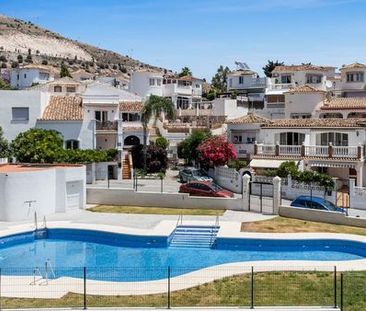 Alquiler de piso en Calle Central - Photo 3