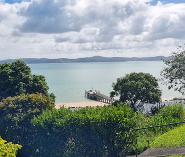 Coastal Living & Sea Views - Photo 5