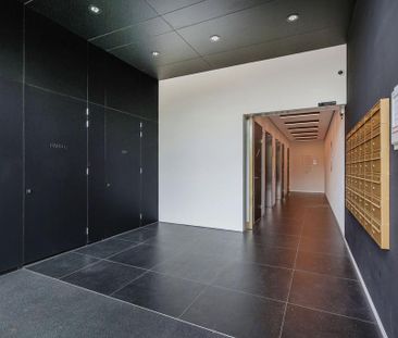Te huur: Appartement Mies van der Rohestraat 151 in Hoofddorp - Foto 2