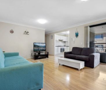 Central Location – Walk to Train station - Photo 6