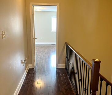 For Lease - 1261 Blencowe Crescent, Newmarket, Ontario - Photo 3