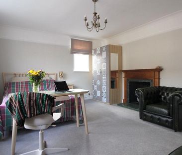 1 bedroom in a house share to rent - Photo 6