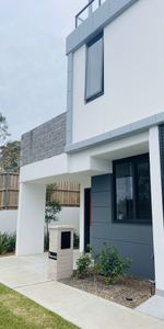 35 Regalia Close, Norwest NSW 2153 - Townhouse For Rent | Domain - Photo 4