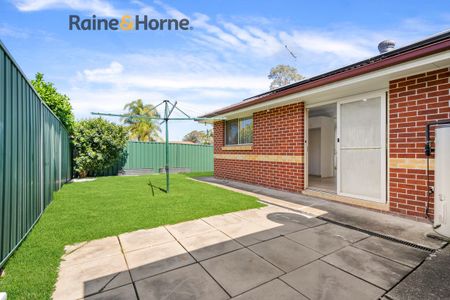 1 Yarra Place, Prestons, NSW 2170 - Photo 3