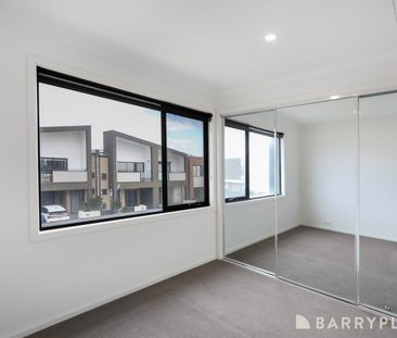 Low-maintenance luxury, in the heart of Braybrook - Photo 6
