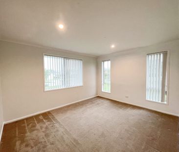 17 Lamborn Drive, Papakura - Photo 1