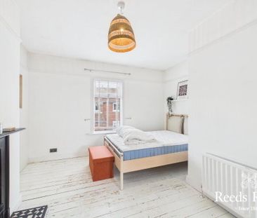 87 Avoniel Road, Belfast, BT5 4SE - Photo 2