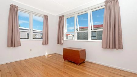 The House You are Looking For! - Photo 4