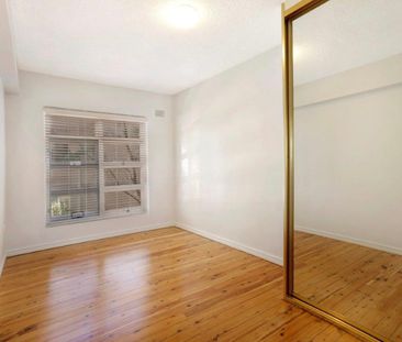 Spacious 1 Bedroom Apartment - Photo 1