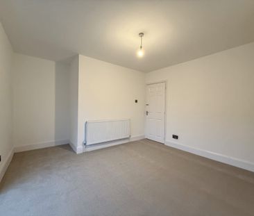 Grove Avenue, Doncaster - Photo 5