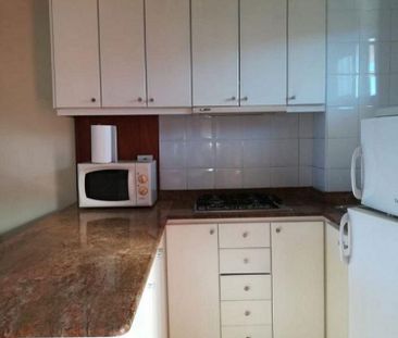 2 Bed Flat / Apartment to Rent - Photo 1