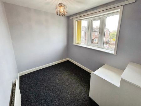 3 bedroom terraced house to rent - Photo 3