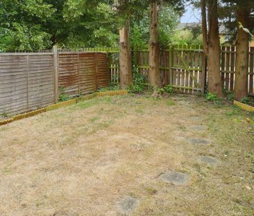 2 bedroom property to rent - Photo 4