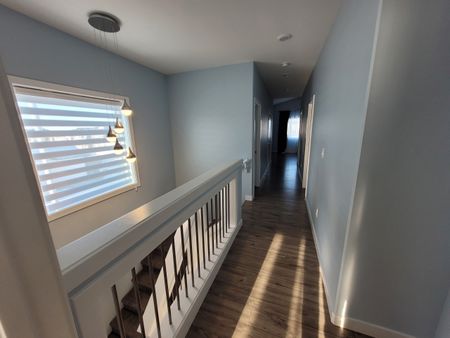 3 Beds & 2.5 Baths Main Floor of House In Aspen Ridge Area - Photo 2