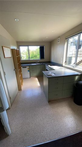 6 Bedroom Flat on York Place for 2026 - Photo 3