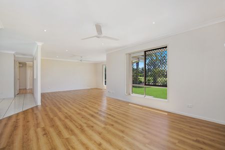 121-123 Red Cedar Crescent, Flagstone QLD 4280 - House For Rent | Domain - Photo 5