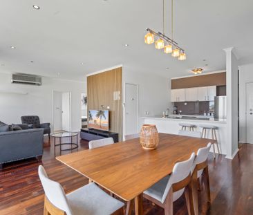 Sunlit Corner Apartment in Southbank's Arts Precinct - Photo 2