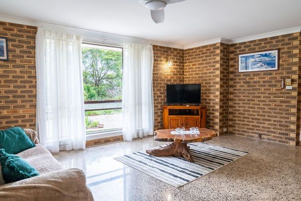 Family Friendly Retreat - Photo 1