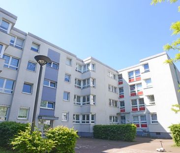 gemütliche 4-Zimmer-Wohnung in Neumühl - Photo 1