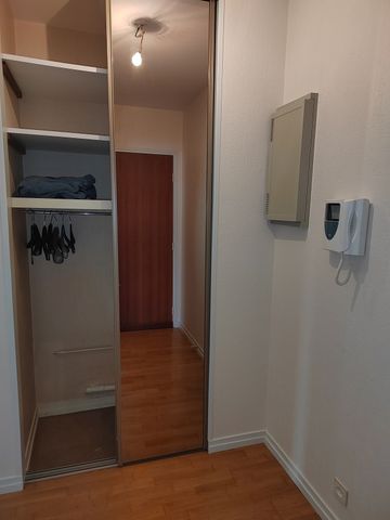 Location Appartement 2 Pièces 46 m² - Photo 4