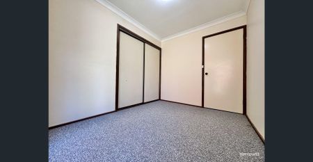 AFFORDABLE AND LOW MAINTENANCE. LOVELY 3 BR VILLA WITH GARAGE FOR RENT. - Photo 4