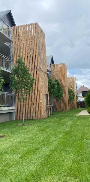 Condo a louer avec internet et stationnement intérieur - Photo 1