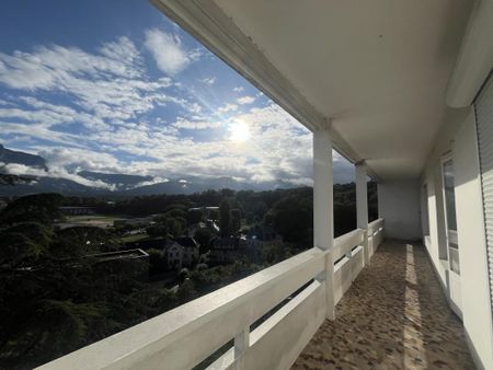 Location Appartement 4 pièces 96m² CHAMBERY 73000 - Photo 4