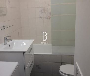 PARIS 163 rue de Charonne, dans bel immeuble un studio entièrement ... - Photo 2