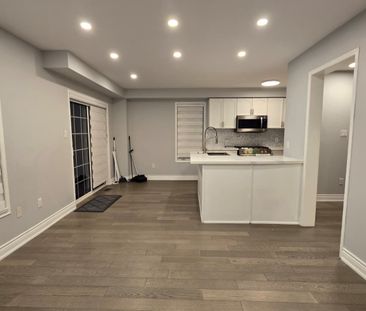 For Lease - 36 Burwell Street, Whitby, Ontario - Photo 2