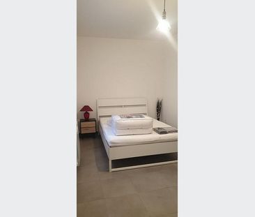Appartement à Louer à LILLE 608 € - Photo 3