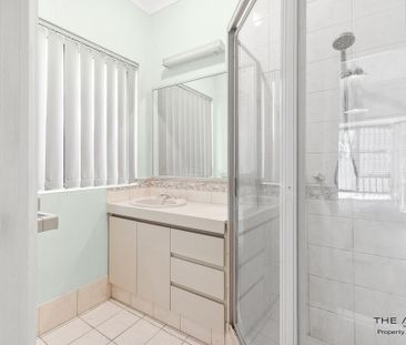 Welcome to 15 Clydesdale Street, Alfred Cove! - Photo 4