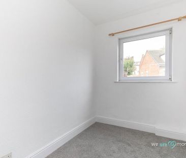 4 bedroom terraced house to rent - Photo 4