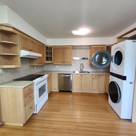 For Lease - 80 Rockport Crescent Unit# 1, Richmond Hill, Ontario - Photo 4