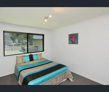 Large Family Home + Shed! - Photo 5