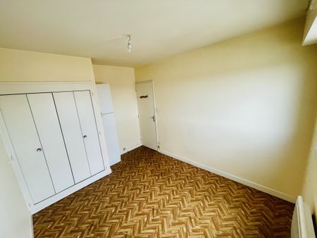 Location Appartement 2 pièces 34m² CHATELLERAULT 86100 - Photo 3
