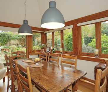 4 bedroom detached house to rent - Photo 4