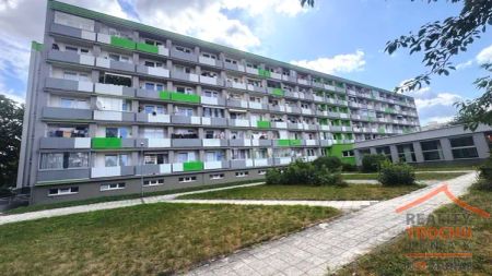 Pronájem bytu 1+kk, ul. Brožíkova, Hradec Králové - Photo 2