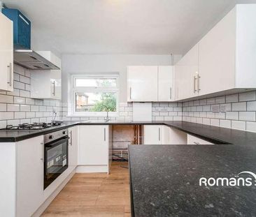 Beta Road, Farnborough, GU14 - Photo 2