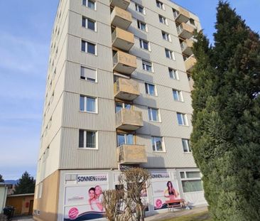 Erstbezug nach Sanierung – 2-Zimmerwohung in Zentrumsnähe – unbefri... - Photo 4