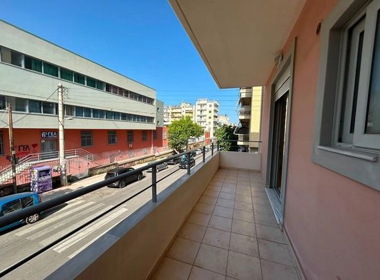 Studio/Γκαρσονιέρα για ενοικίαση Νόρμαν (Πάτρα) - Photo 1