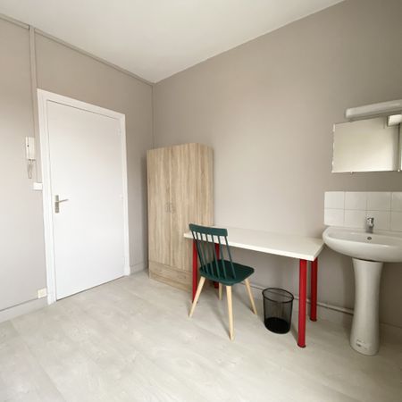 Location Appartement 1 pièce 11m² LENS 62300 - Photo 4