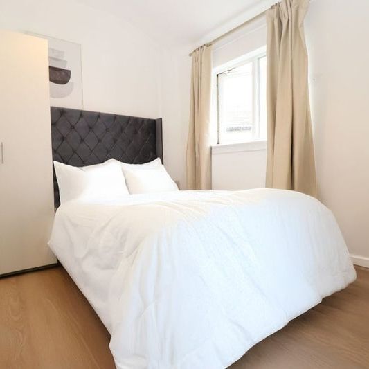 Room in a Shared House, Yeldham Road, W6 - Photo 1