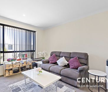 Big on Style, Easy on Upkeep - Photo 6