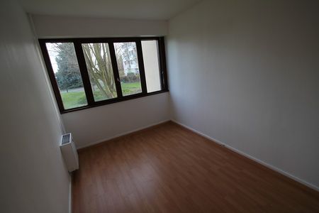 Location Appartement 3 pièces 61m² - Photo 3