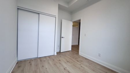 For Lease - 3250 Carding Mill Trail Unit# 514, Oakville, Ontario - Photo 2