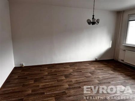 Pronájem bytu 4+1 + lodžie ul. Sametová, Liberec - Фото 2