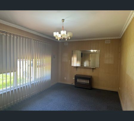 4 Heading Ave, Campbelltown, SA 5074 - Photo 3