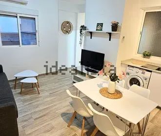 Alquiler de piso en CL Armengual De La Mota - Photo 3